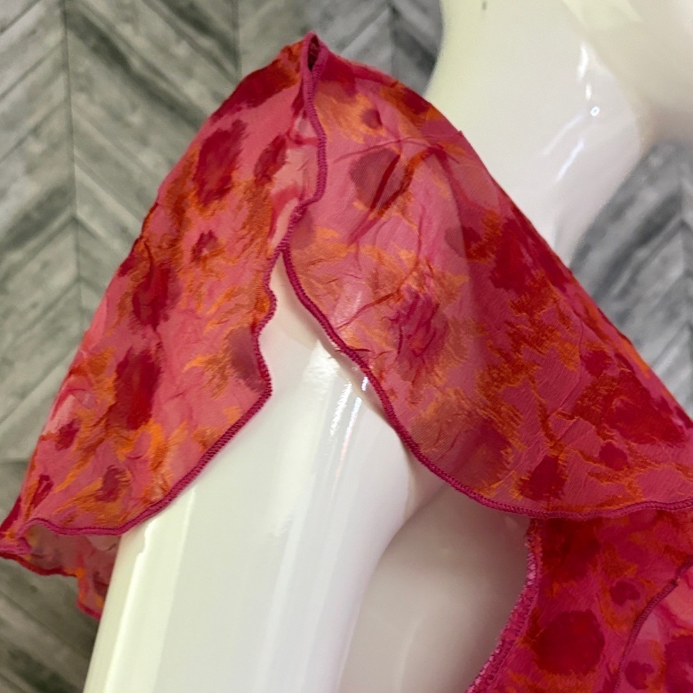 LAura Pink and Red Floral Ruffle dress- see measurements - Picture 7 of 8